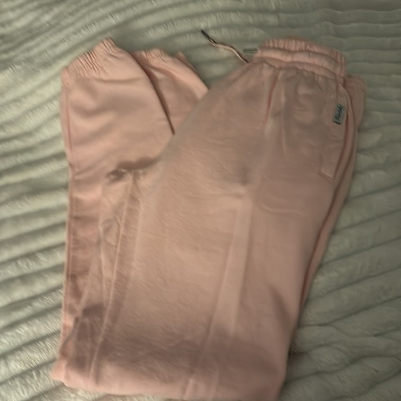 The Laundry Room Sweats in Blush pink Size Medium NWT - Picture 3 of 3